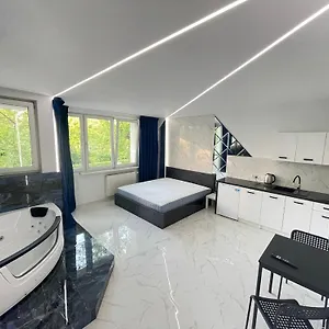 Yourapart Karmelicka Z Jacuzzi Apartament Warszawa