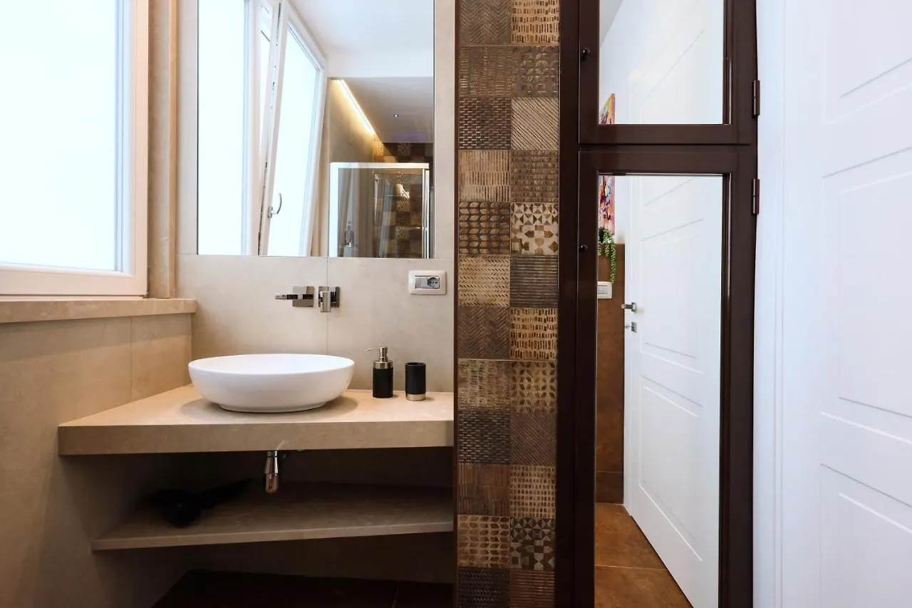 Visconti 46 Central Apartments Bari Italy